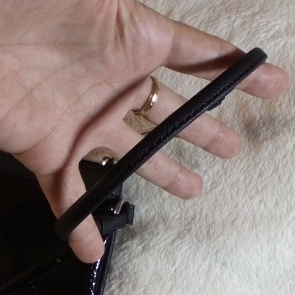 CALVIN KLEIN WRISTLET NEW!!! BEAUTIFUL BLACK SHINE!! - Picture 5 of 10